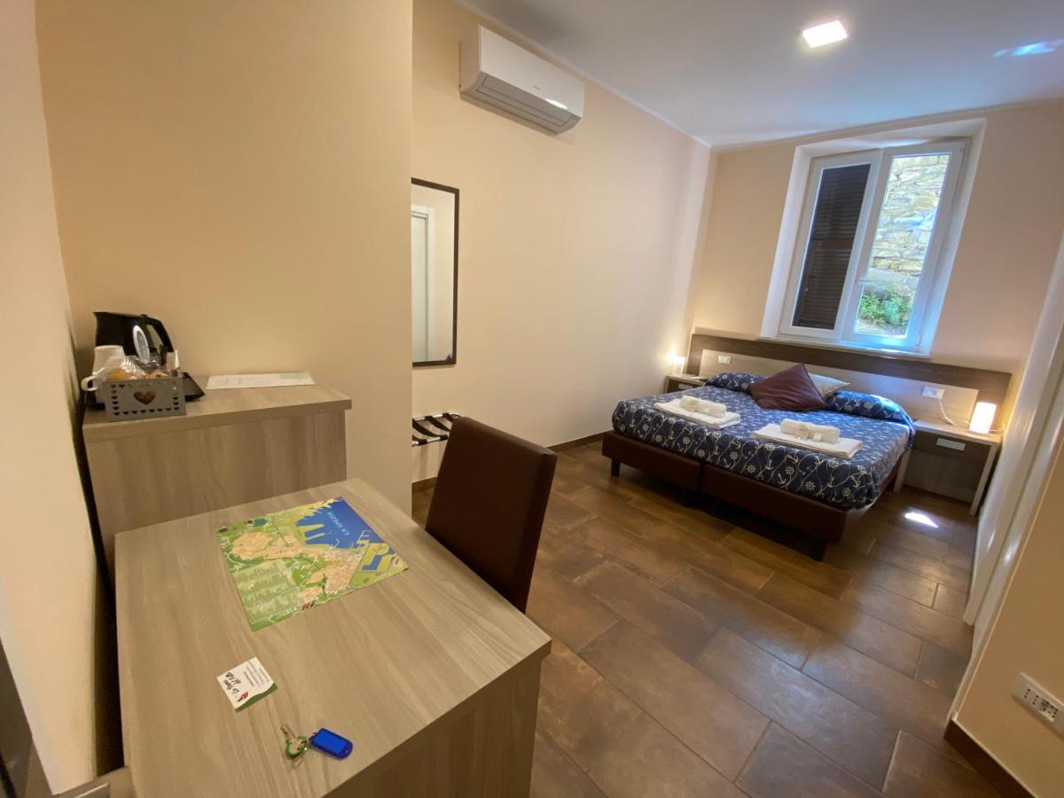 Good Night Moon Hotel La Spezia Kültér fotó